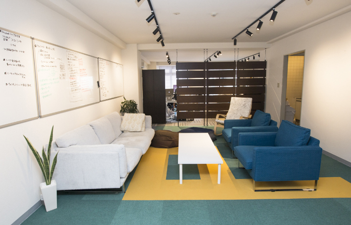 インフルエンサーと、
ともに成長する。