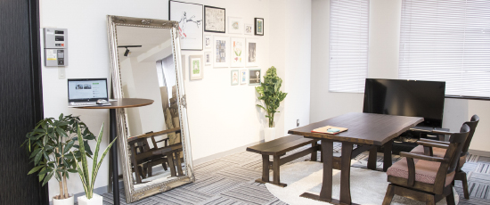 インフルエンサーと、
ともに成長する。